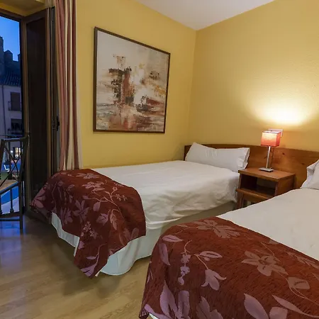 Restaurante Puerta Del Alcazar Pensionat Ávila