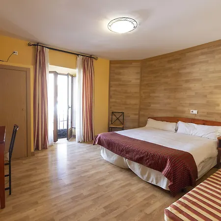 Restaurante Puerta Del Alcazar 3* Ávila