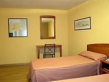 Restaurante Puerta Del Alcazar 2* Ávila