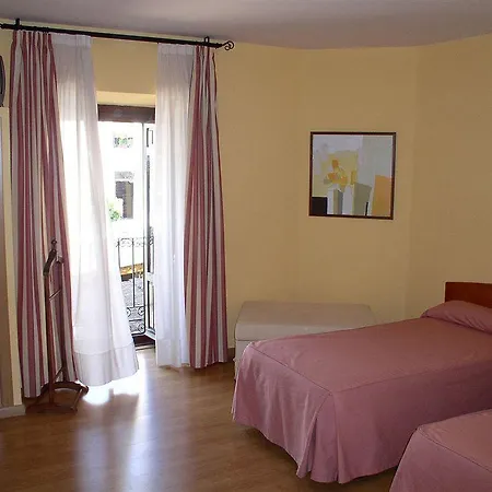 Vendégház Restaurante Puerta Del Alcazar 3*