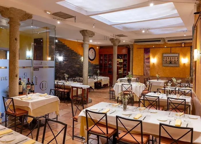 Guest house Restaurante Puerta Del Alcazar