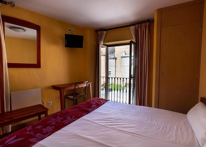 招待所 阿卡萨之门旅馆及餐厅 3*