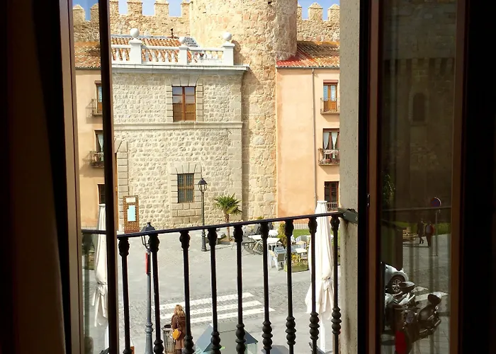 招待所 阿卡萨之门旅馆及餐厅 Ávila