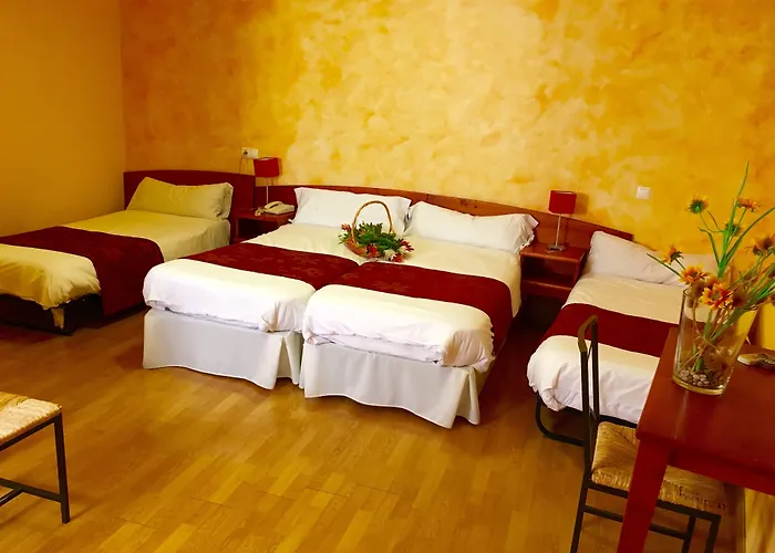 招待所 阿卡萨之门旅馆及餐厅 Ávila