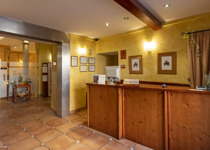 阿卡萨之门旅馆及餐厅 3*