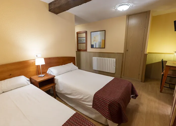 招待所 阿卡萨之门旅馆及餐厅 3*