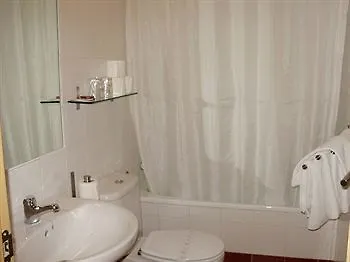 招待所 阿卡萨之门旅馆及餐厅 Ávila